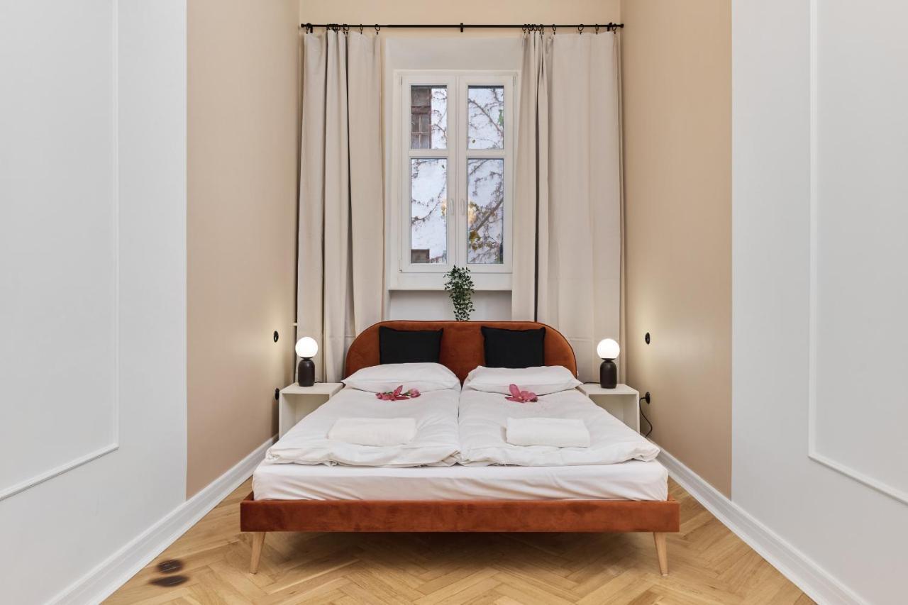 The Market Square Siedmiu Elektorow Apartment By Noclegi Renters Vratislav Exteriér fotografie